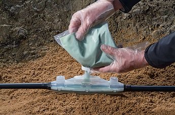Application of cast resin bag