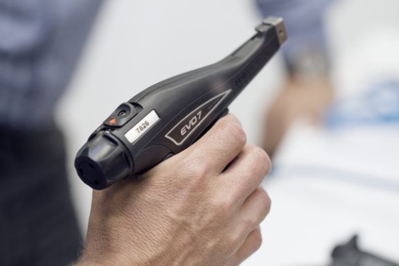 Utensile manuale con corpo in plastica EVO7