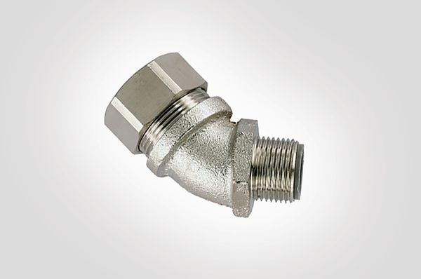 Raccordo a compressione curvato a 45° per guaine metalliche