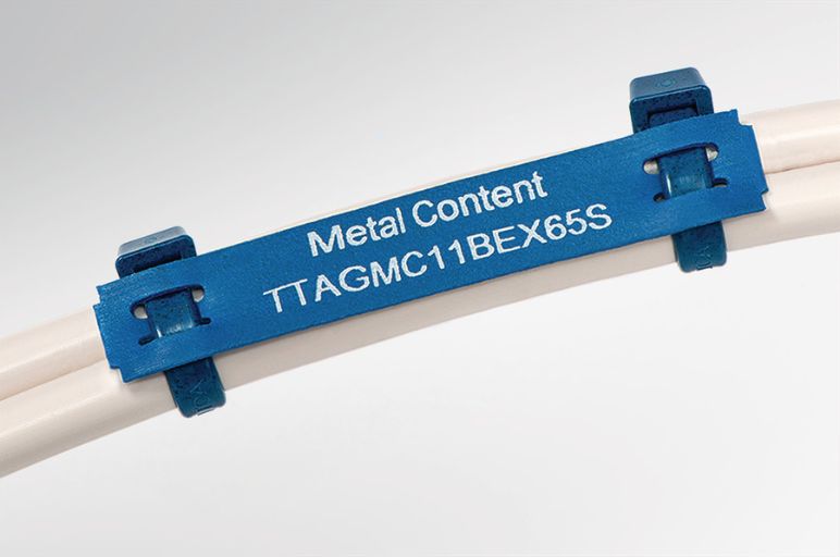 Targhetta segnacavo con contenuto metallico