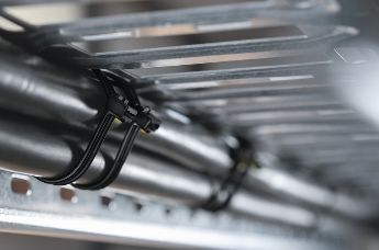 Fascette di cablaggio per applicazioni heavy-duty