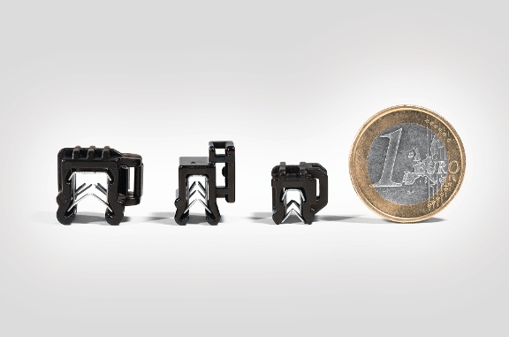 La nostra più piccola Edge clip è il 30% più piccola rispetto agli altri supporti per fascette di cablaggio